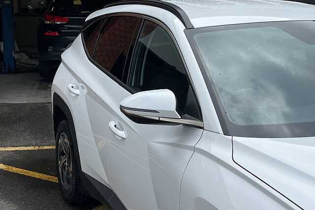 Hyundai TUCSON 1.6T Advance 5dr White