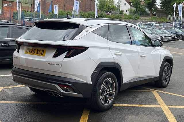 Hyundai TUCSON 1.6T Advance 5dr White