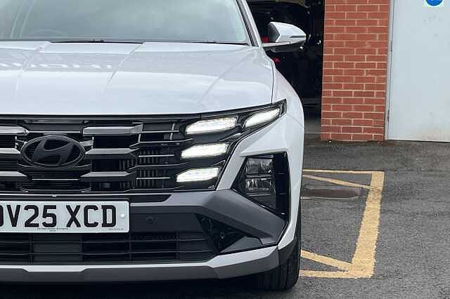 Hyundai TUCSON 1.6T Advance 5dr White