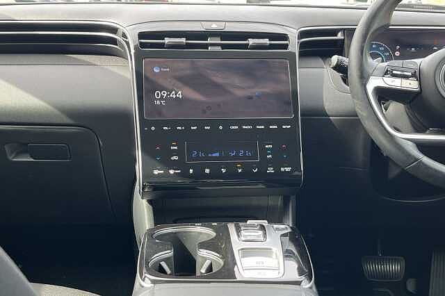 Hyundai TUCSON 1.6 T-GDi Hybrid 230ps SE Connect 5dr 2WD Auto Red