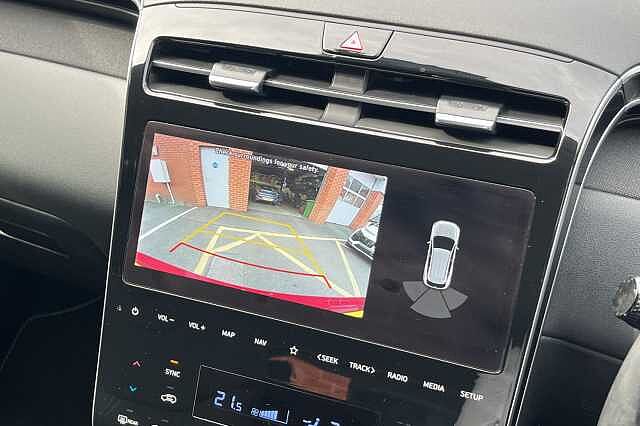 Hyundai TUCSON 1.6 T-GDi Hybrid 230ps SE Connect 5dr 2WD Auto Red