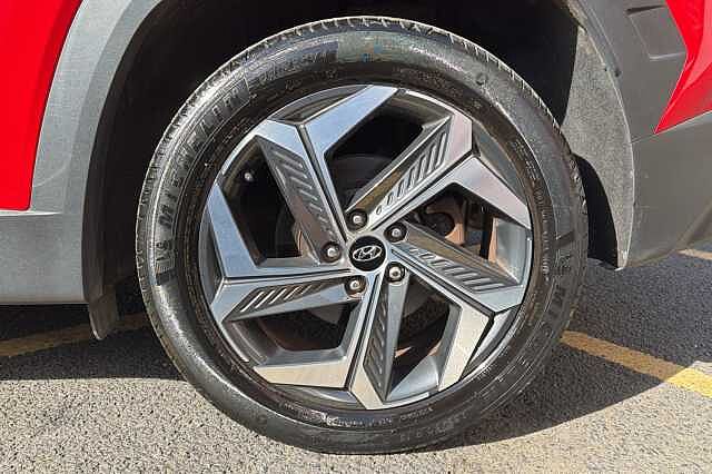 Hyundai TUCSON 1.6 T-GDi Plug-in Hybrid Ultimate 5dr 4WD Auto Red
