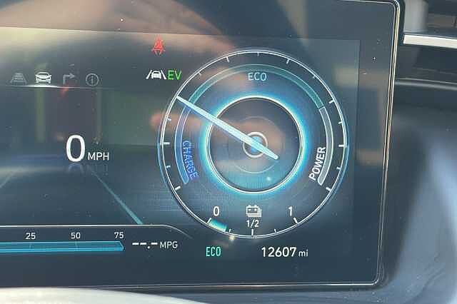 Hyundai TUCSON 1.6 T-GDi Plug-in Hybrid Ultimate 5dr 4WD Auto Red