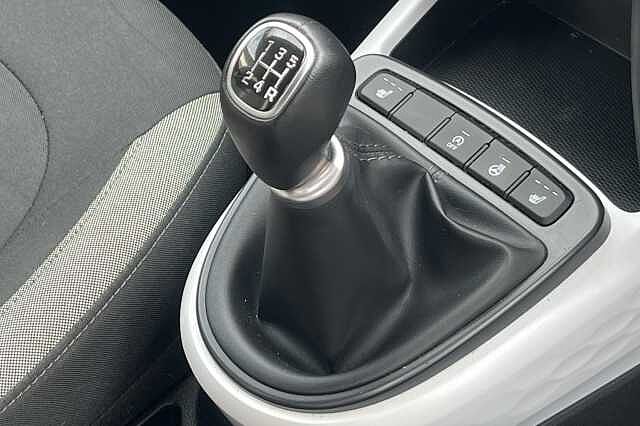 Hyundai i10 1.0 MPi Premium 5dr