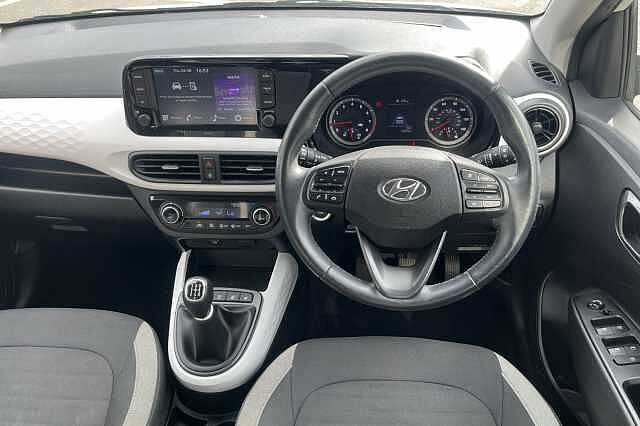 Hyundai i10 1.0 MPi Premium 5dr
