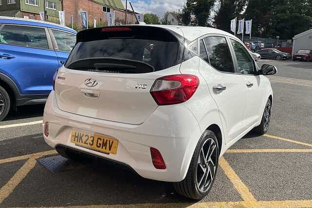 Hyundai i10 1.0 MPi Premium 5dr