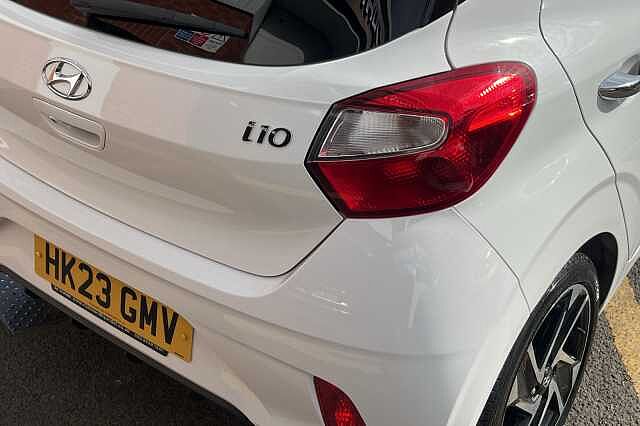 Hyundai i10 1.0 MPi Premium 5dr