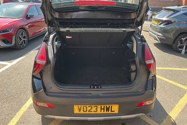 Hyundai BAYON 1.0 T-GDi 48Volt MHEV SE Connect 5dr DCT Black