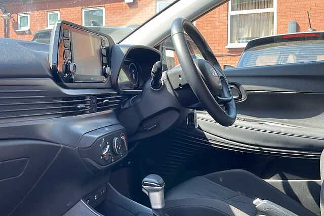 Hyundai BAYON 1.0 T-GDi 48Volt MHEV SE Connect 5dr DCT Black