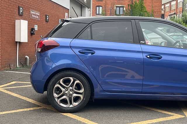 Hyundai i20 1.2 MPi Play 5dr