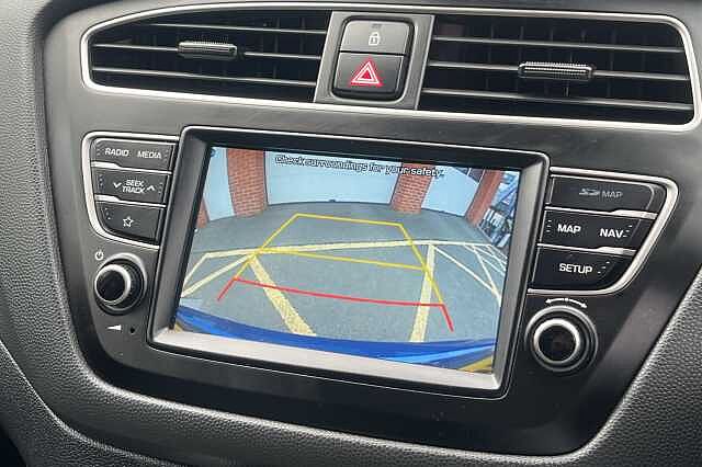 Hyundai i20 1.2 MPi Play 5dr