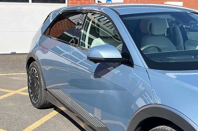 Hyundai IONIQ 5 Ultimate 73 kWh 5dr AWD Auto [Tech]