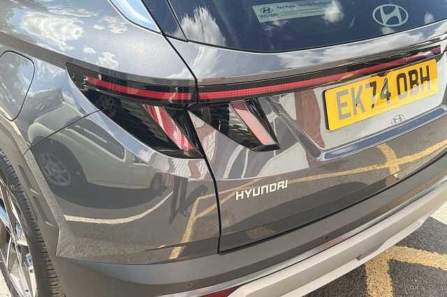 Hyundai TUCSON 1.6T Premium 5dr