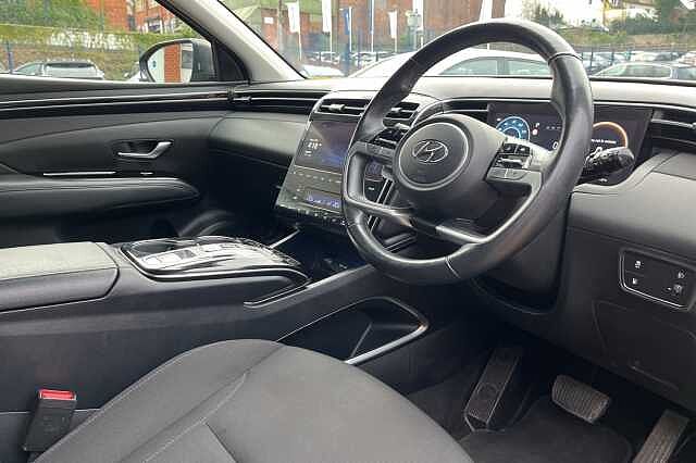 Hyundai TUCSON 1.6 T-GDi Plug-in Hybrid Premium 5dr 4WD Auto Black