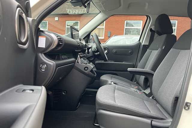 Hyundai Inster 02 49kWh 5dr Auto