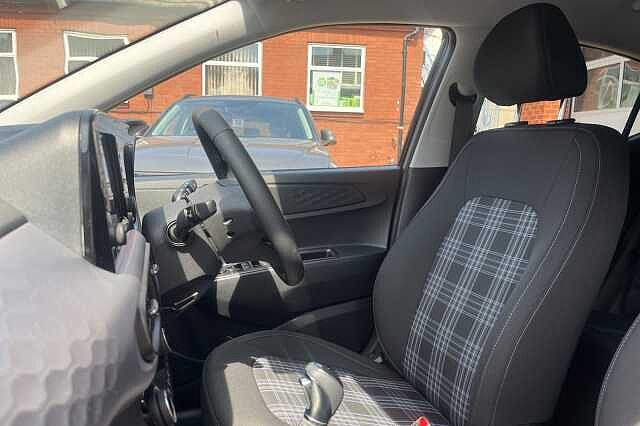 Hyundai i10 1.2 Premium 5dr Auto [Nav]