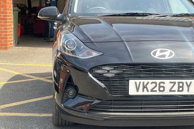 Hyundai i10 1.2 Premium 5dr Auto [Nav]