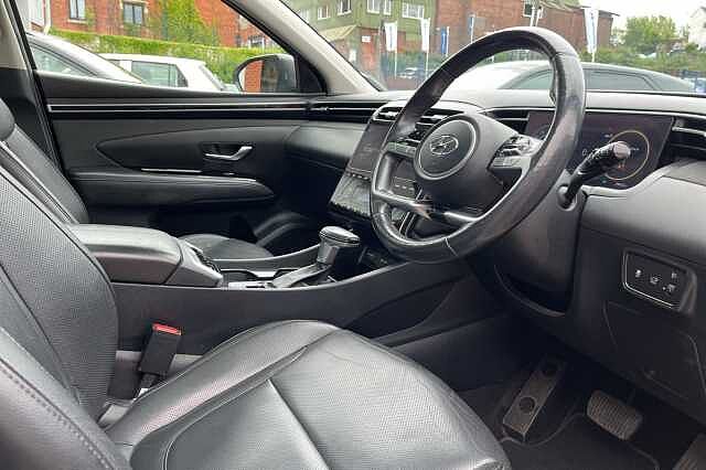 Hyundai TUCSON 1.6 T-GDi 48Volt MHEV Ultimate 5dr 2WD DCT White