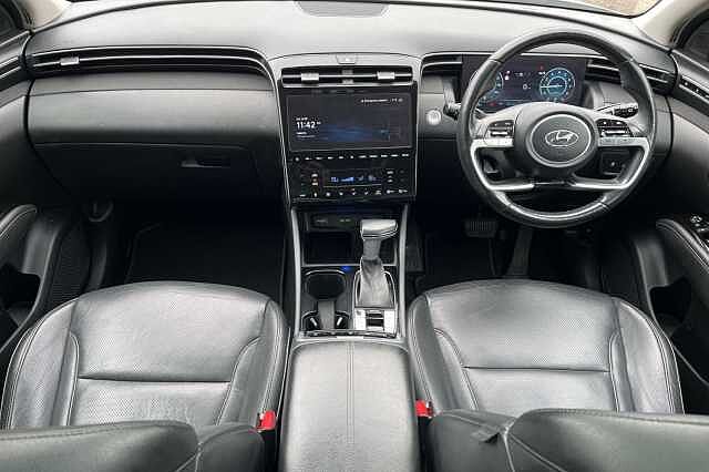 Hyundai TUCSON 1.6 T-GDi 48Volt MHEV Ultimate 5dr 2WD DCT White