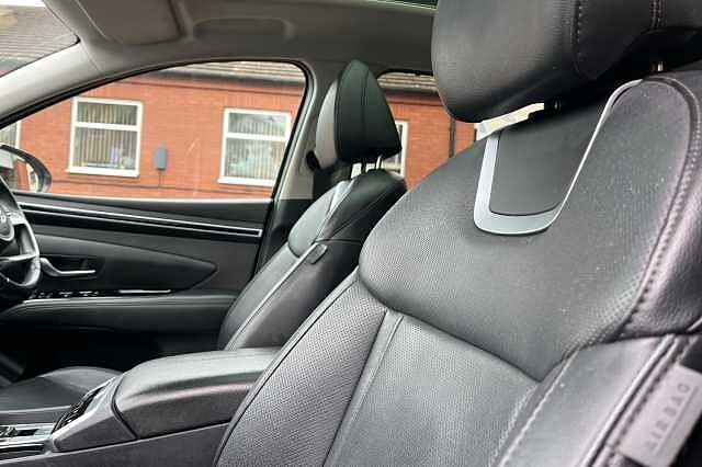 Hyundai TUCSON 1.6 T-GDi 48Volt MHEV Ultimate 5dr 2WD DCT White