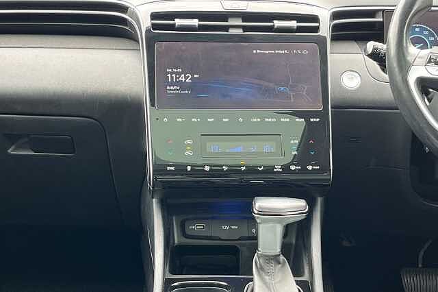 Hyundai TUCSON 1.6 T-GDi 48Volt MHEV Ultimate 5dr 2WD DCT White