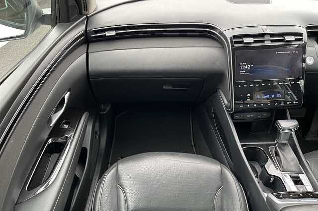 Hyundai TUCSON 1.6 T-GDi 48Volt MHEV Ultimate 5dr 2WD DCT White
