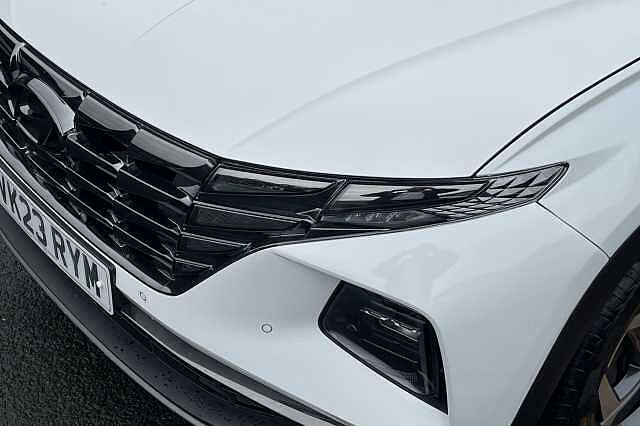 Hyundai TUCSON 1.6 T-GDi 48Volt MHEV Ultimate 5dr 2WD DCT White
