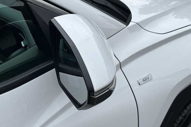 Hyundai TUCSON 1.6 T-GDi 48Volt MHEV Ultimate 5dr 2WD DCT White
