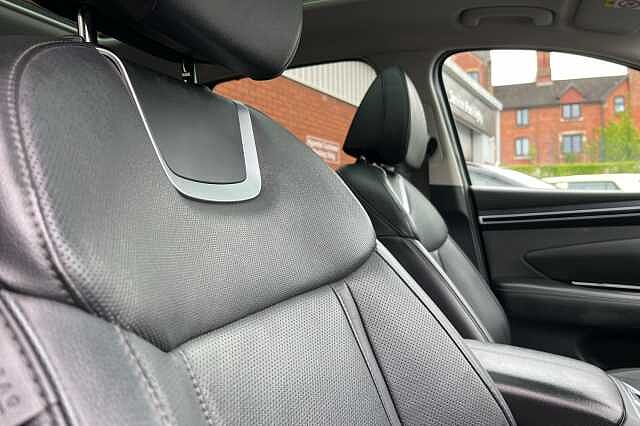 Hyundai TUCSON 1.6 T-GDi 48Volt MHEV Ultimate 5dr 2WD DCT White