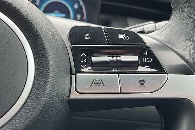 Hyundai TUCSON 1.6 T-GDi 48Volt MHEV Ultimate 5dr 2WD DCT White