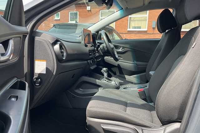 Hyundai KONA 1.6 GDi Hybrid Premium 5dr DCT Grey