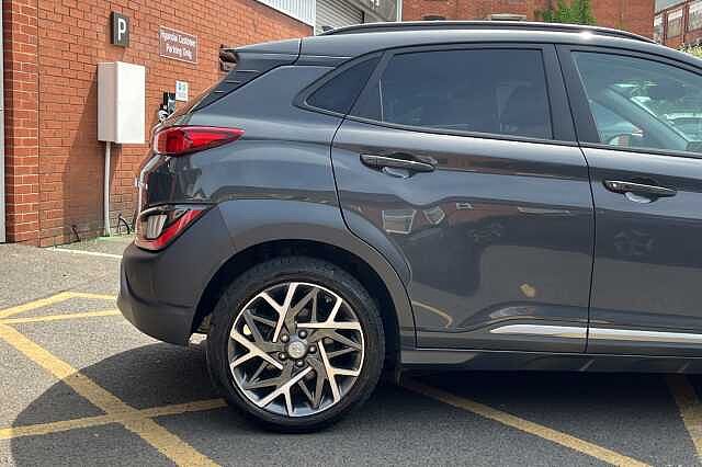Hyundai KONA 1.6 GDi Hybrid Premium 5dr DCT Grey
