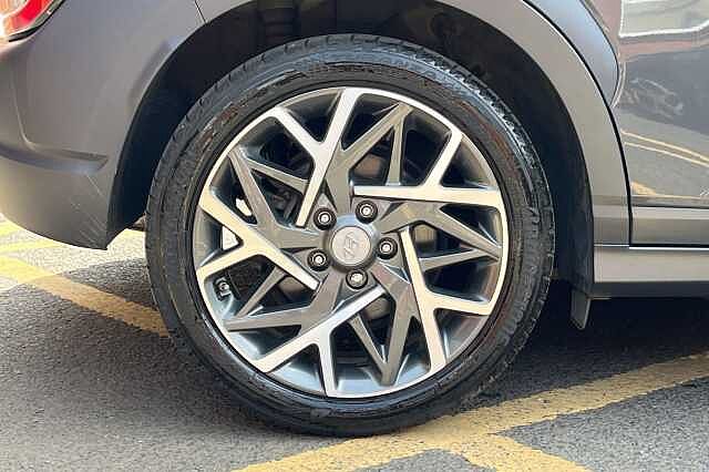 Hyundai KONA 1.6 GDi Hybrid Premium 5dr DCT Grey