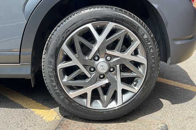 Hyundai KONA 1.6 GDi Hybrid Premium 5dr DCT Grey