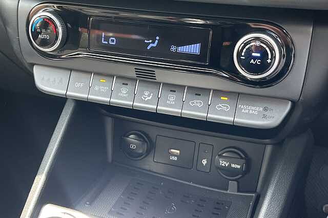 Hyundai KONA 1.6 GDi Hybrid Premium 5dr DCT Grey