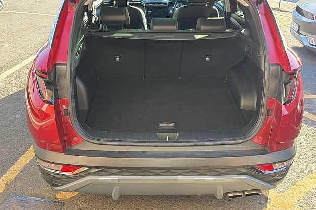 Hyundai TUCSON 1.6 T-GDi Plug-in Hybrid Ultimate 5dr 4WD Auto Red