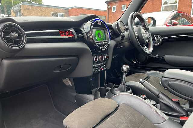 MINI Cooper 2.0 JCW II 3dr [Comfort Pack]