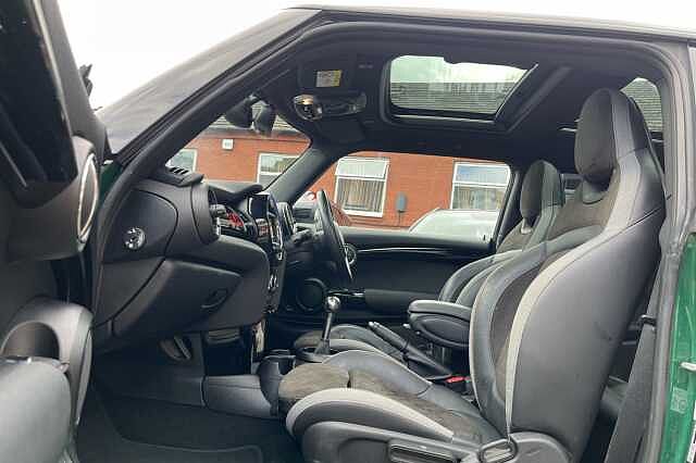 MINI Cooper 2.0 JCW II 3dr [Comfort Pack]