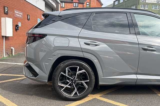 Hyundai TUCSON 1.6T Plug-in Hybrid N Line S 5dr 4WD Auto