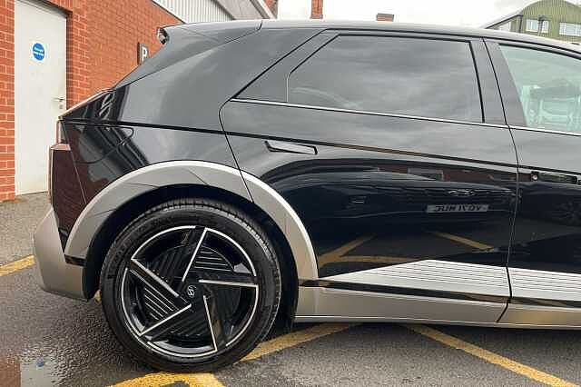 Hyundai IONIQ 5 Ultimate 84 kWh 5dr AWD Auto