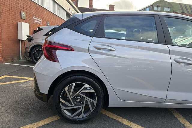 Hyundai i20 1.0 T-GDi Advance 5dr DCT