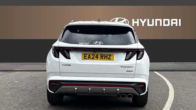 Hyundai TUCSON 1.6 TGDi Plug-in Hybrid N Line 5dr 4WD Auto Estate White