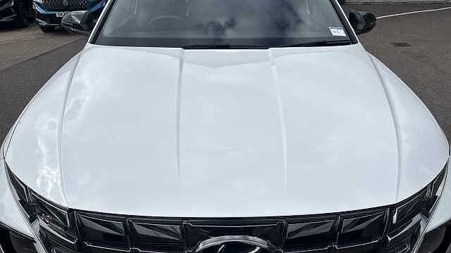 Hyundai TUCSON 1.6 TGDi Plug-in Hybrid N Line 5dr 4WD Auto Estate White