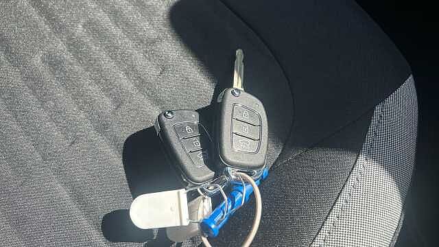 Hyundai I10 1.0 [63] Advance 5dr Auto [Nav] Petrol Hatchback Phantom Black - Pearl