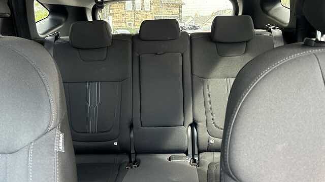 Hyundai TUCSON 1.6 TGDi Premium 5dr 2WD Petrol Estate Red