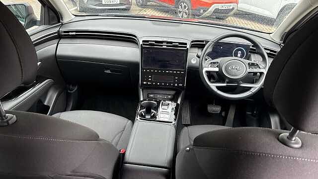 Hyundai TUCSON 1.6 TGDi Hybrid 230 Premium 5dr 2WD Auto Hybrid Estate Black