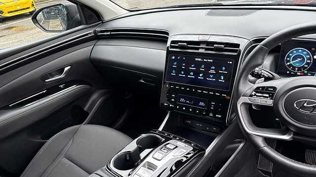 Hyundai TUCSON 1.6 TGDi Hybrid 230 Premium 5dr 2WD Auto Hybrid Estate Black