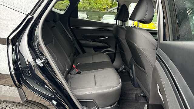 Hyundai TUCSON 1.6 TGDi Hybrid 230 Premium 5dr 2WD Auto Hybrid Estate Black