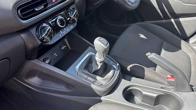 Hyundai KONA 1.0 TGDi 48V MHEV SE Connect 5dr Petrol Hatchback