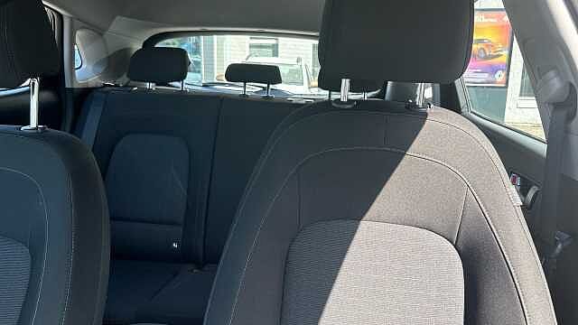 Hyundai KONA 1.0 TGDi 48V MHEV SE Connect 5dr Petrol Hatchback